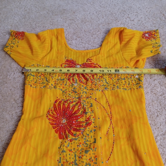 Beautiful Chiffon Sunflower Yellow Floral Blouse & Pants set w Sequence - Picture 4 of 14
